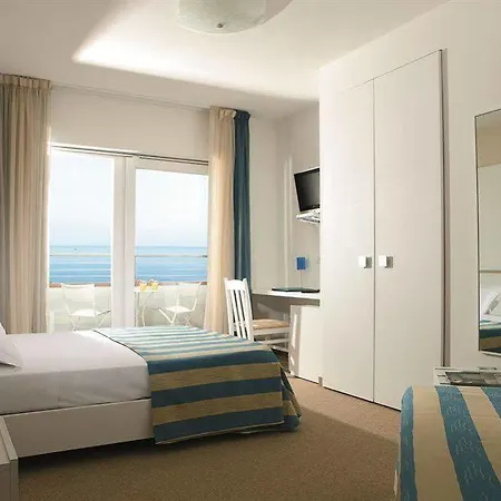Adriatic Palace Hotel 4*