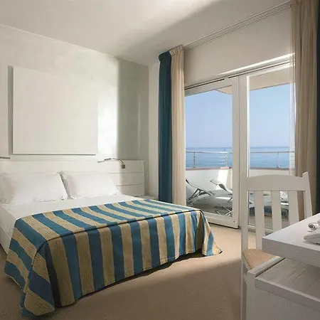 Adriatic Palace Szálloda 4*