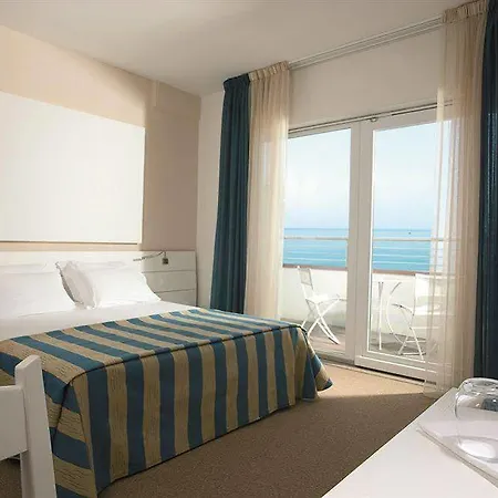 Adriatic Palace Hotel 4*