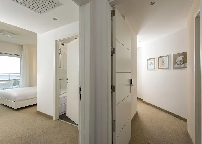 Adriatic Palace Szálloda