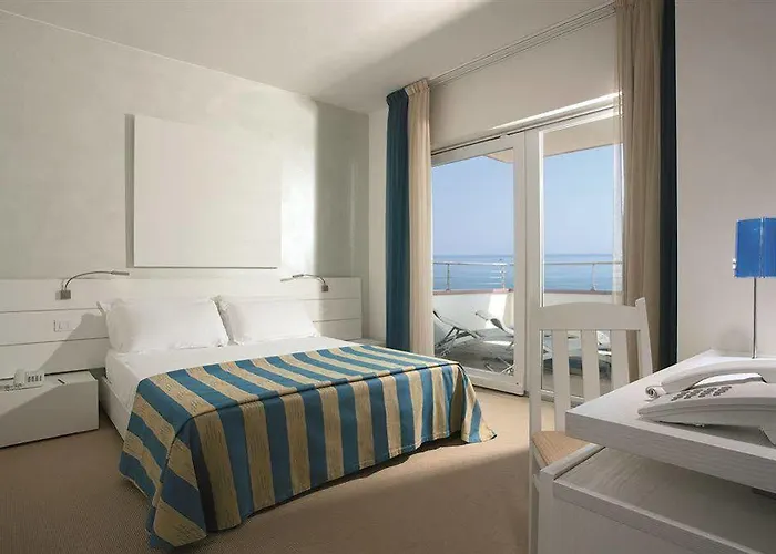 Adriatic Palace Hotel 4*