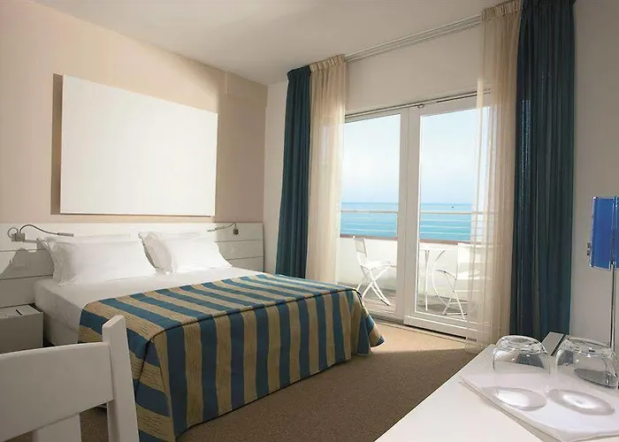 Adriatic Palace Hotel 4*